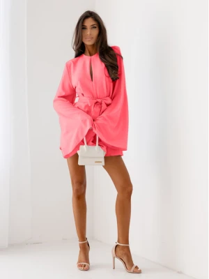 Krótki kombinezon z odkrytymi plecami CELERIA - neon róż  magmac 