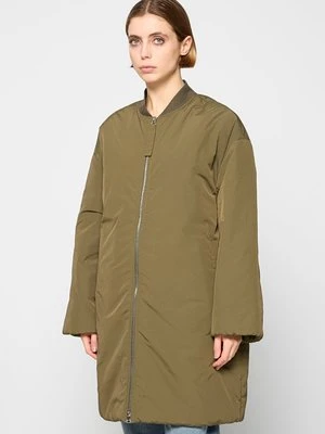 Zdjęcie produktu Krótki płaszcz closed