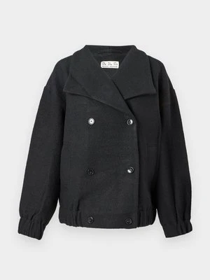 Krótki płaszcz DESIGNERS REMIX