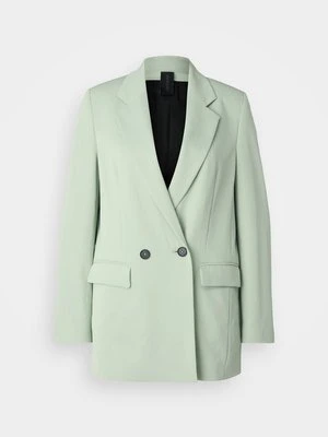 Krótki płaszcz drykorn