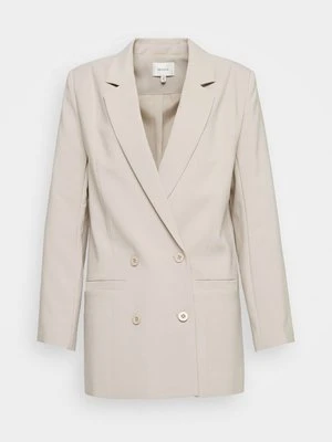 Krótki płaszcz Gestuz