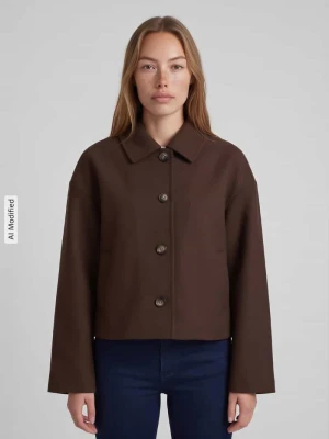 Krótki płaszcz o luźnym kroju z wykładanym kołnierzem model 'AYA' Pieces Ciemnobrązowy