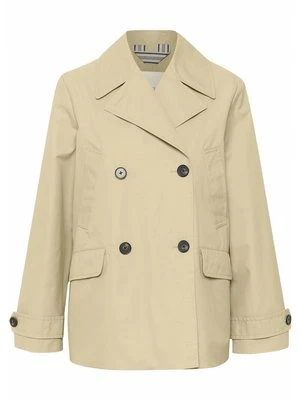 Krótki płaszcz Part Two