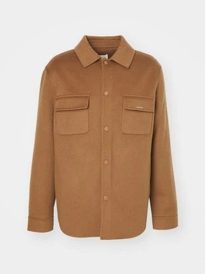 Krótki płaszcz sandro