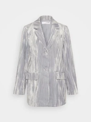 Krótki płaszcz Selected Femme