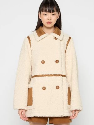 Krótki płaszcz STAND STUDIO