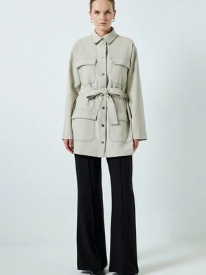 Krótki płaszcz Touché Privé