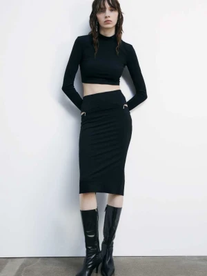 Krótki top z tkaniny technicznej PATRIZIA PEPE