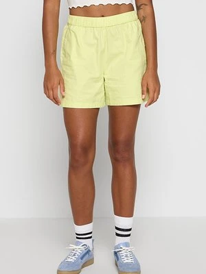 Krótkie spodenki sportowe 4F