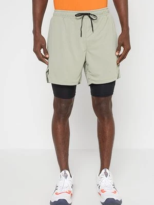 Krótkie spodenki sportowe 4F