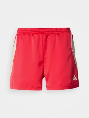 Krótkie spodenki sportowe Adidas czerwony