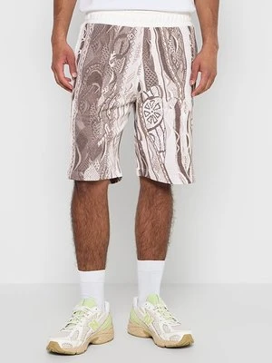 Krótkie spodenki sportowe carlo colucci