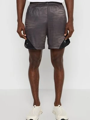 Krótkie spodenki sportowe EA7 Emporio Armani