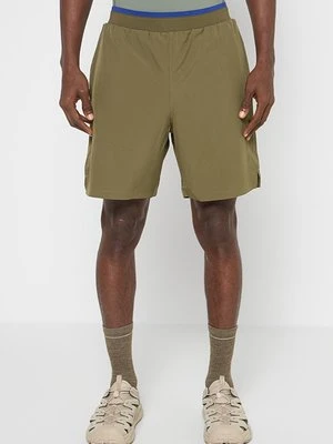 Krótkie spodenki sportowe Fabletics