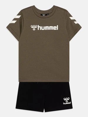 Krótkie spodenki sportowe Hummel