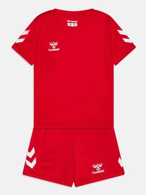 Krótkie spodenki sportowe Hummel