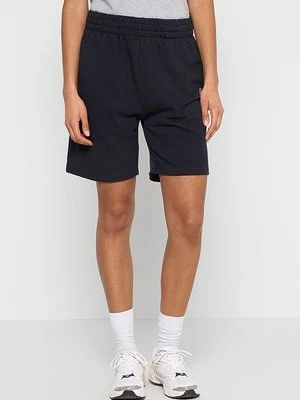 Krótkie spodenki sportowe new era