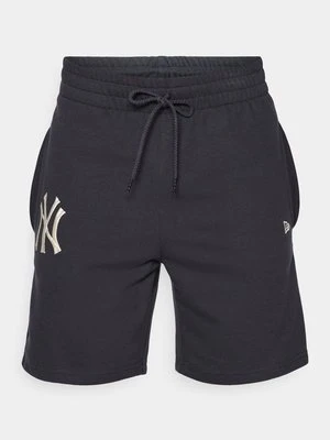 Krótkie spodenki sportowe new era