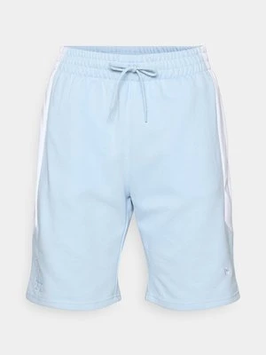 Krótkie spodenki sportowe new era