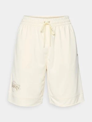 Krótkie spodenki sportowe new era