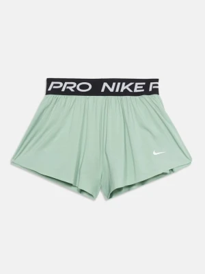 Krótkie spodenki sportowe Nike jasnozielony