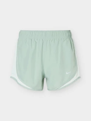 Krótkie spodenki sportowe Nike jasnozielony