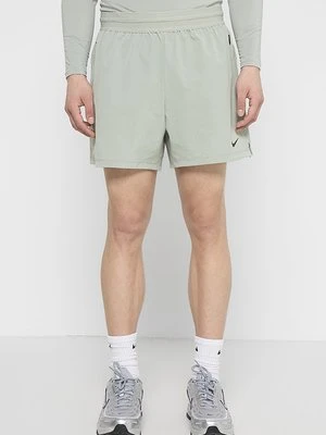 Krótkie spodenki sportowe Nike Performance