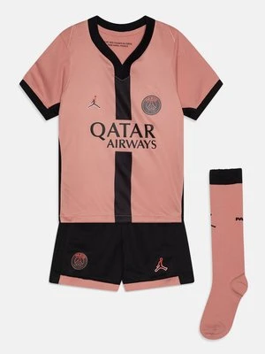 Krótkie spodenki sportowe Nike Performance