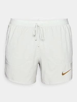 Krótkie spodenki sportowe Nike Performance