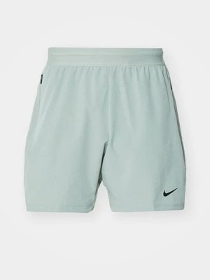Krótkie spodenki sportowe Nike Performance