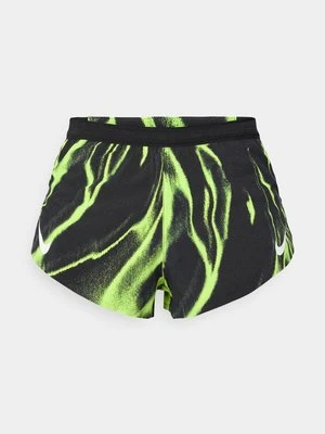 Krótkie spodenki sportowe Nike jasnozielony
