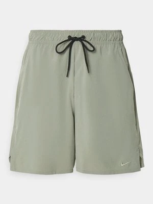 Krótkie spodenki sportowe Nike khaki