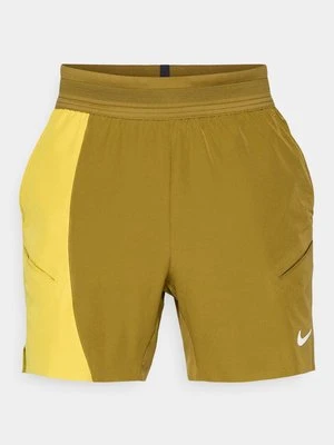 Krótkie spodenki sportowe Nike oliwkowy