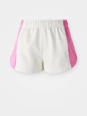 Krótkie spodenki sportowe Nike Sportswear