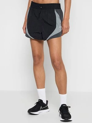 Krótkie spodenki sportowe Nike Sportswear