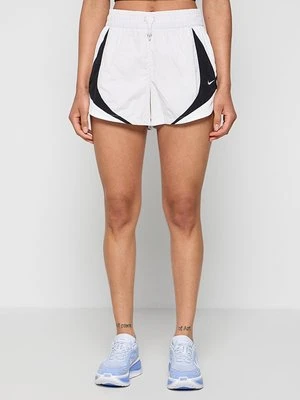 Krótkie spodenki sportowe Nike Sportswear