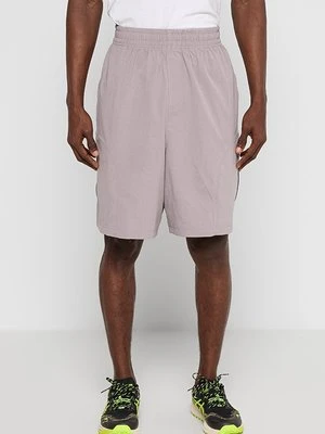 Krótkie spodenki sportowe Under Armour mauve