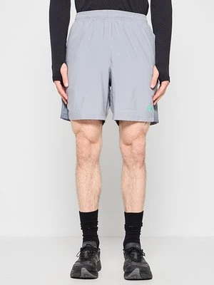 Krótkie spodenki sportowe Under Armour szary