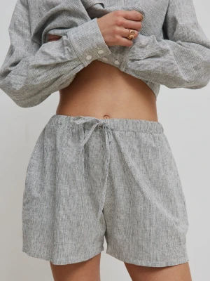 Krótkie spodenki z lnu i bawełny w paski BLACK & WHITE - BARRO -XL Marsala