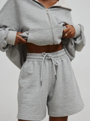 Krótkie spodenki ze sznurkiem w kolorze LIGHT GREY lurex - PROSPER-L Marsala