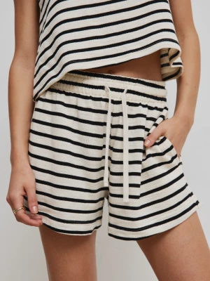 Krótkie szorty z dzianiny w paski BLACK & BEIGE - UNION-XS/S Marsala
