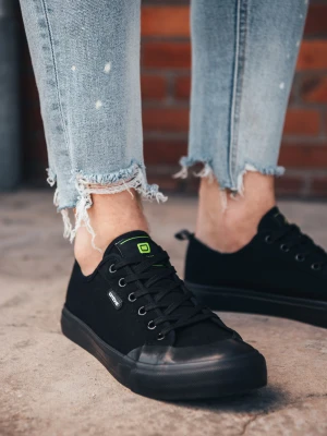 Krótkie trampki męskie monokolor - czarne V1 - Rozmiar: 40 Ombre Clothing