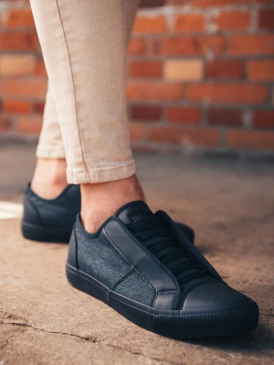 Krótkie trampki męskie z łączonych materiałów - granatowe Ombre Clothing