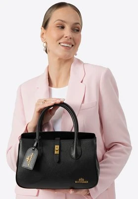 Kuferek ze skóry naturalnej z chwostem i klamrą czarny Wittchen