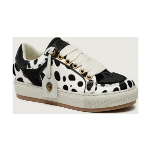 Kurt Geiger Skórzane sneakersy SOUTHBANK TAG | zamsz