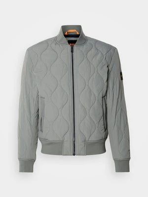 Kurtka Bomber Boss