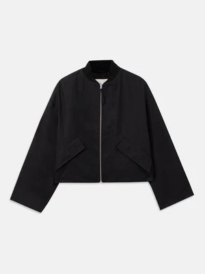 Kurtka Bomber closed