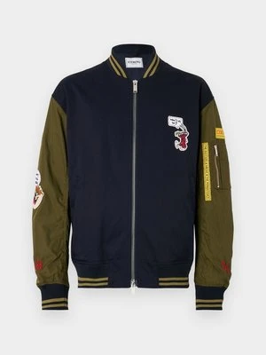 Kurtka Bomber Iceberg