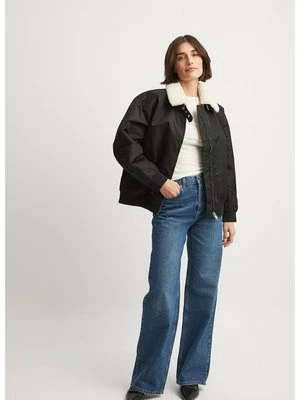 Kurtka Bomber NA-KD