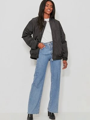 Kurtka Bomber NA-KD